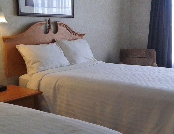 two-double-beds-featured-01